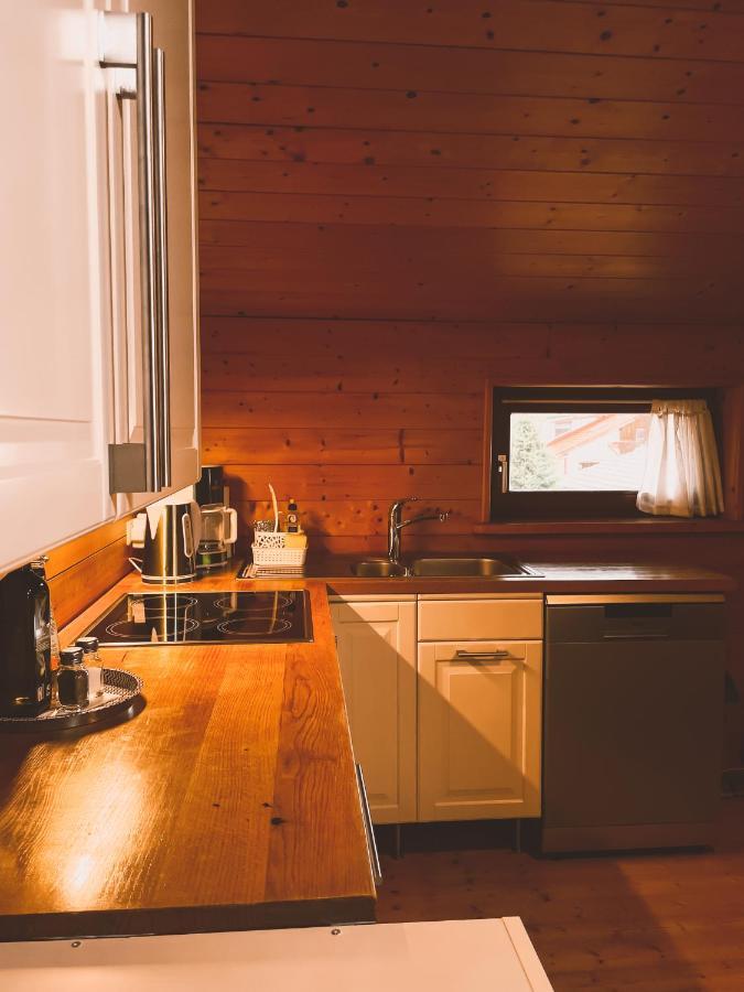 Naturnahes Familienchalet Mit Garten - Wifi - Netflix - Nur 15 Minuten Vom Chiemsee Und 35 Minuten Von Muenchen Entfernt Vogtareuth Экстерьер фото