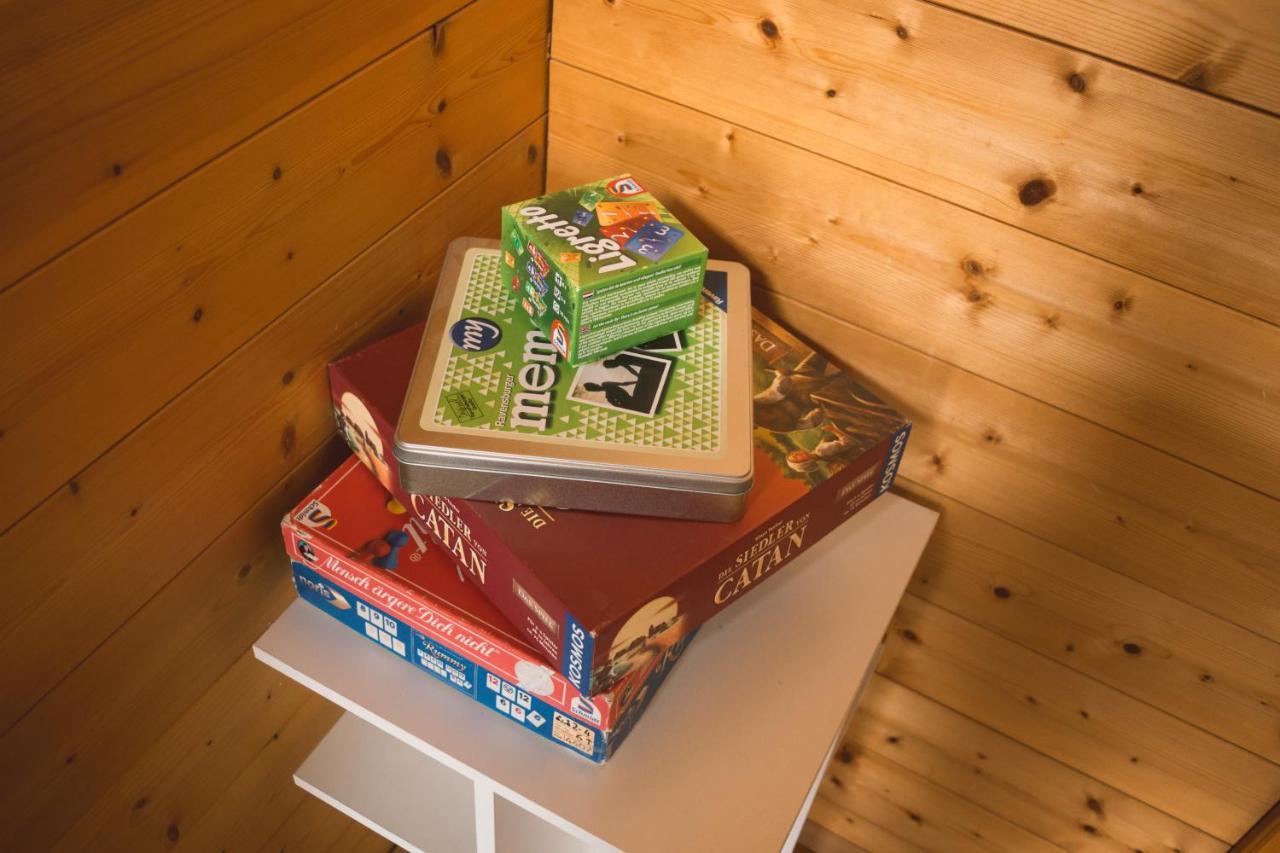 Naturnahes Familienchalet Mit Garten - Wifi - Netflix - Nur 15 Minuten Vom Chiemsee Und 35 Minuten Von Muenchen Entfernt Vogtareuth Экстерьер фото